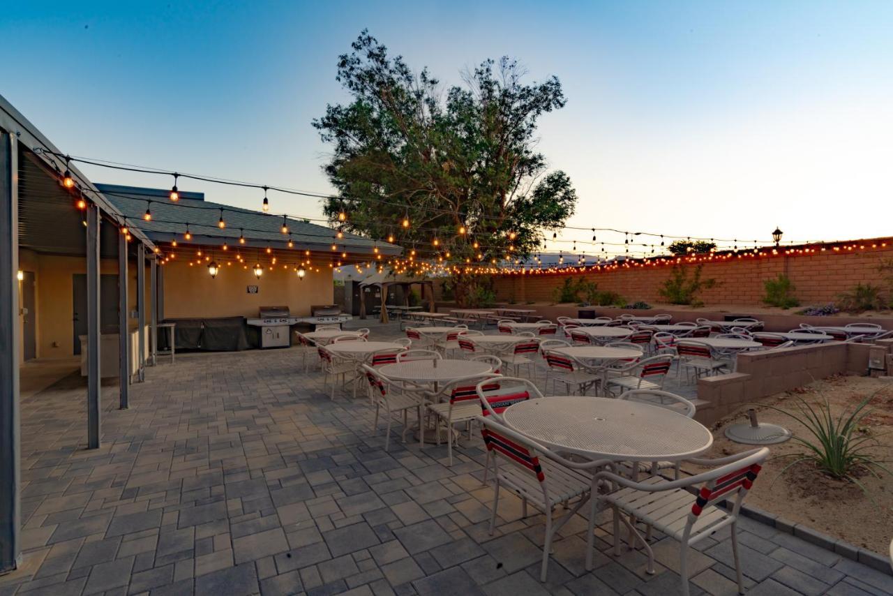 Indian Wells Rv Resort Индиоу Екстериор снимка